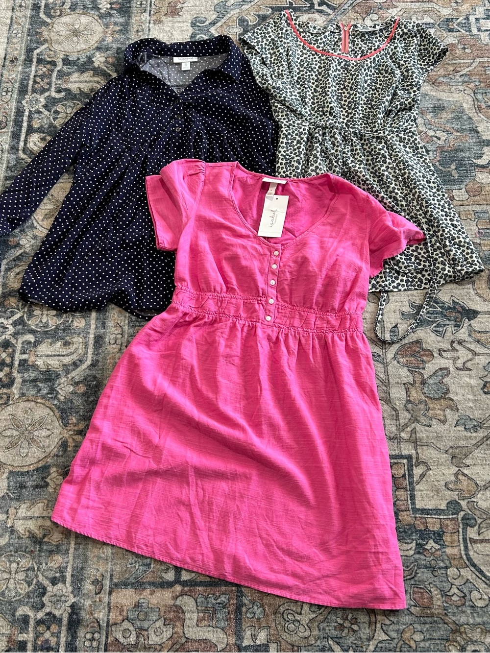 Set of 3 Maternity Tops Motherhood Maternity L Blue, XL Cream SS, Small NWT Pink